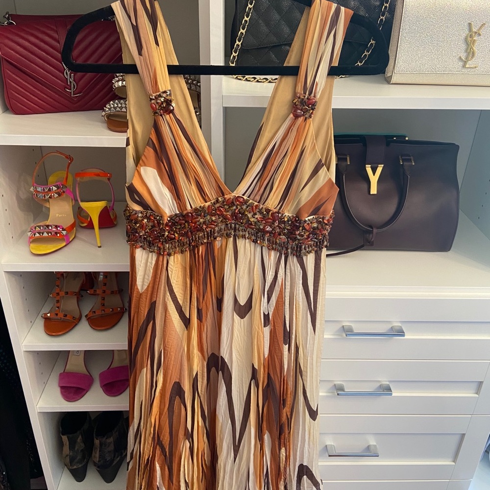 V-neck dress